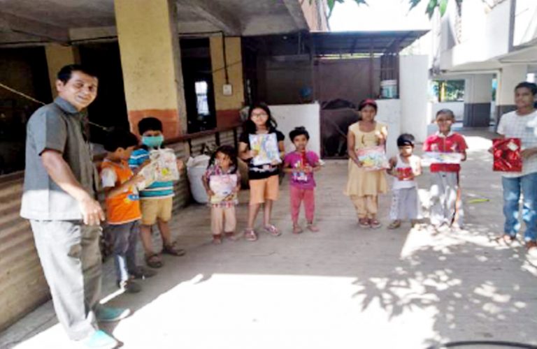 Education kits were provided to school children in Pune.